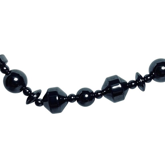 Gray Hematite Beaded Necklace With Gold Tone Barrel Clasp 18" (6121) - Picture 2 of 6